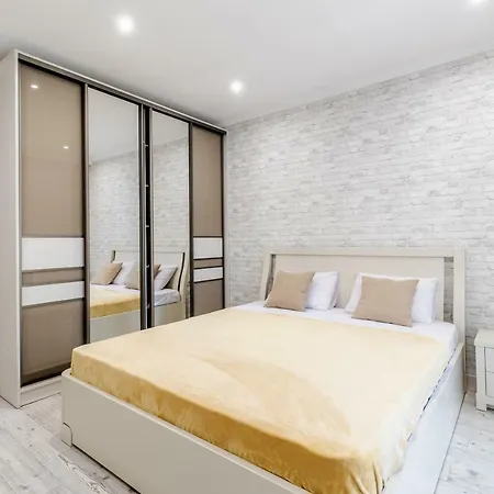 Inshiapartments On Hazova Str 3 Apartment *