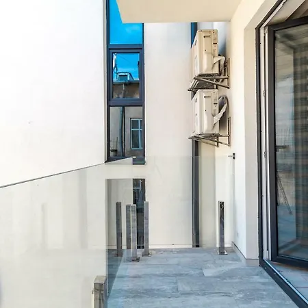 Apartment Inshiapartments On Hazova Str 3 *