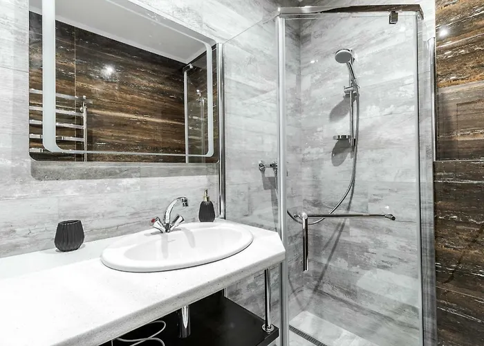 Apartment Inshiapartments On Hazova Str 3 *