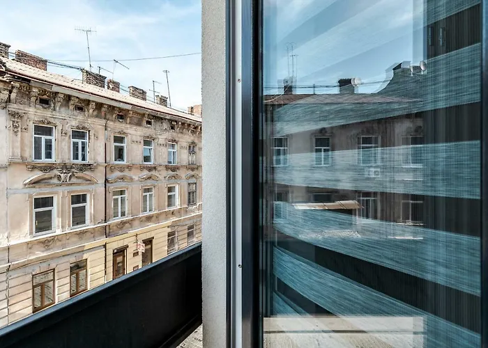 Inshiapartments On Hazova Str 3 Apartamento